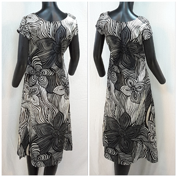 Open Sides Maxi Long Tunic or Cover Up, size Small - Picture 3 of 8